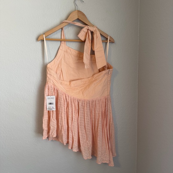 NWT, Free People Just Can't Get Enough Halter Asymmetrical Top in Peach, Medium - Picture 7 of 10